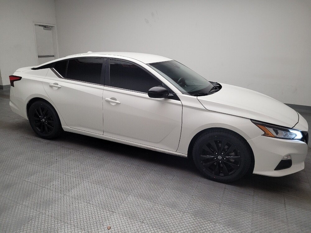 2021 Nissan Altima in Downey, CA 90241 - 18142163 11