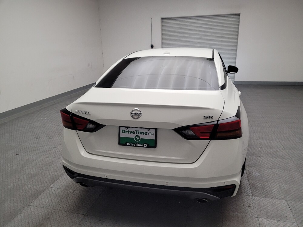 2021 Nissan Altima in Downey, CA 90241 - 18142163 7