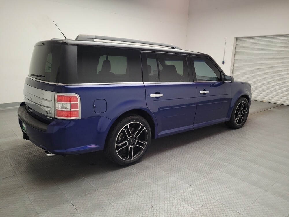 2014 Ford Flex in Montclair, CA 91763 - 18142165 10