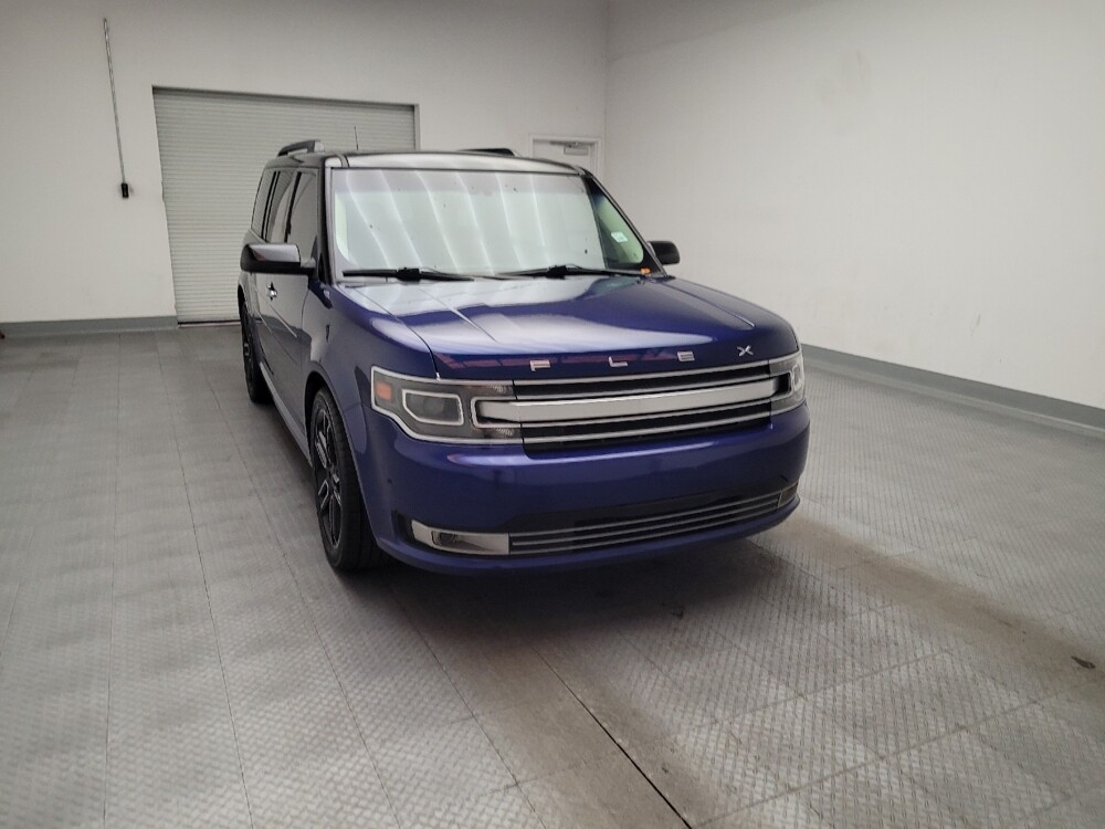 2014 Ford Flex in Montclair, CA 91763 - 18142165 14