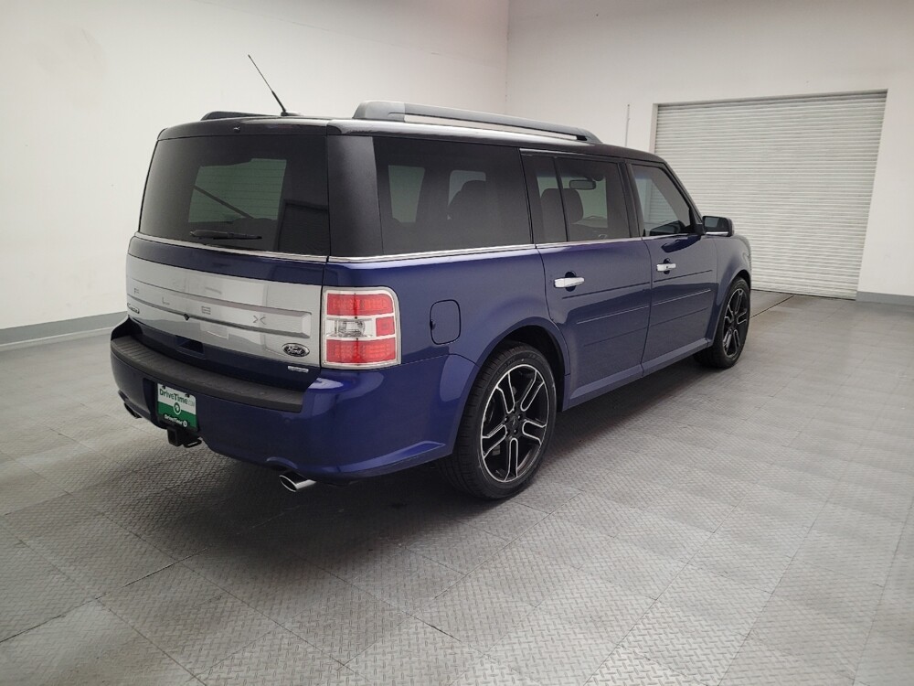 2014 Ford Flex in Montclair, CA 91763 - 18142165 9