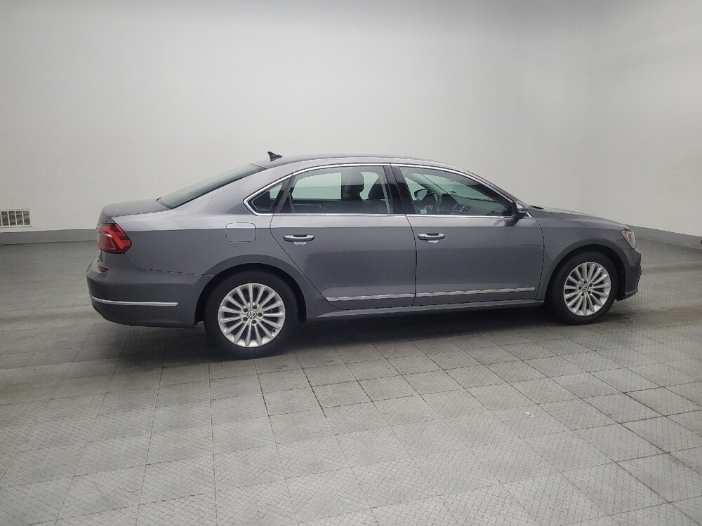 2017 Volkswagen Passat in Pelham, AL 35124 - 18142191 10