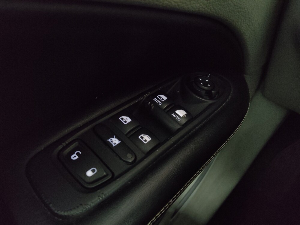 2019 Jeep Compass in Marietta, GA 30062 - 18142198 27