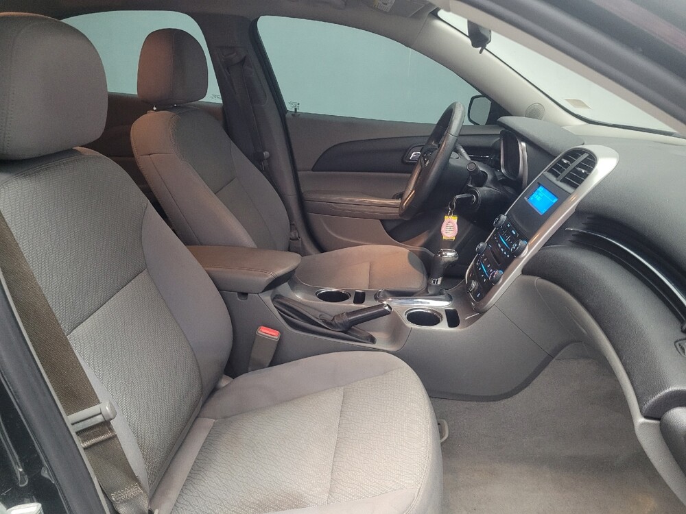 2016 Chevrolet Malibu in Marietta, GA 30062 - 18142200 21