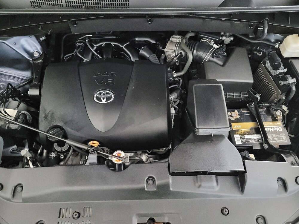 2018 Toyota Highlander in Lewisville, TX 75067 - 18142207 30
