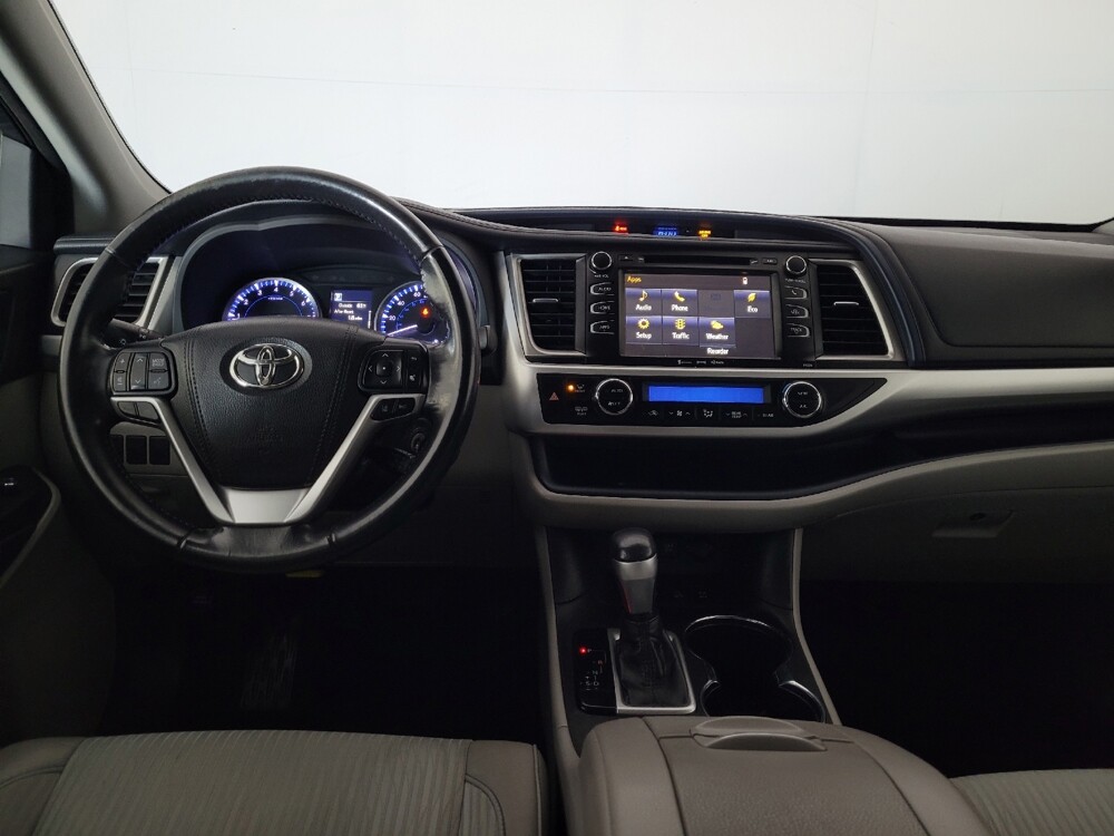 2018 Toyota Highlander in Lewisville, TX 75067 - 18142207 22