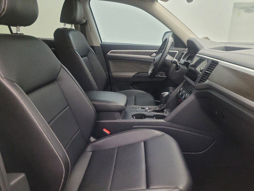 2021 Volkswagen Atlas in Glendale, AZ 85301 - 18142214 21