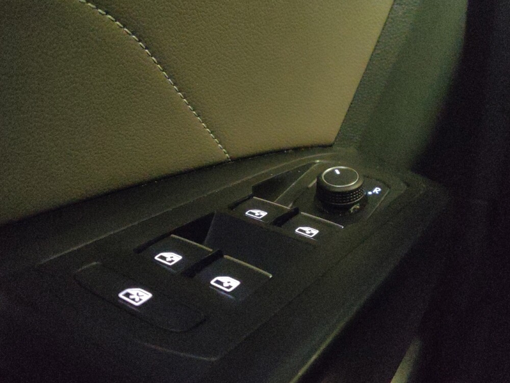 2021 Volkswagen Atlas in Glendale, AZ 85301 - 18142214 27