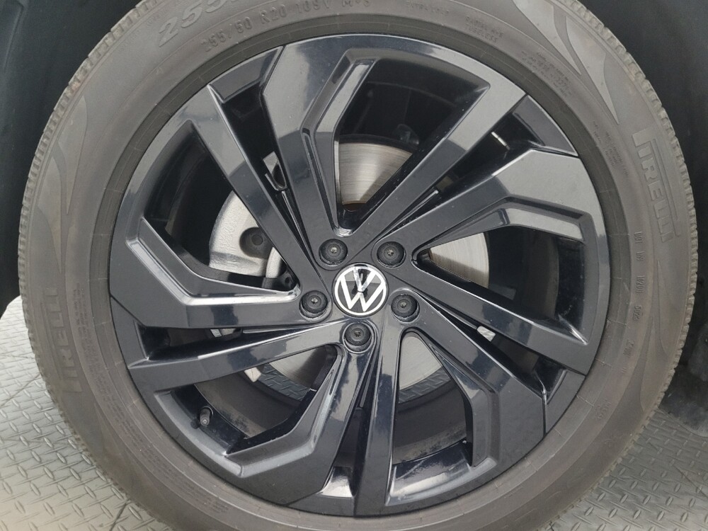 2021 Volkswagen Atlas in Glendale, AZ 85301 - 18142214 31