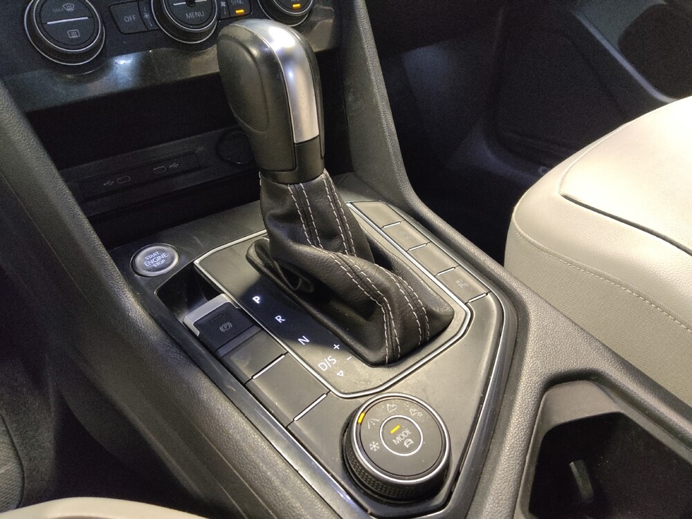 2021 Volkswagen Tiguan in Phoenix, AZ 85015 - 18142217 26