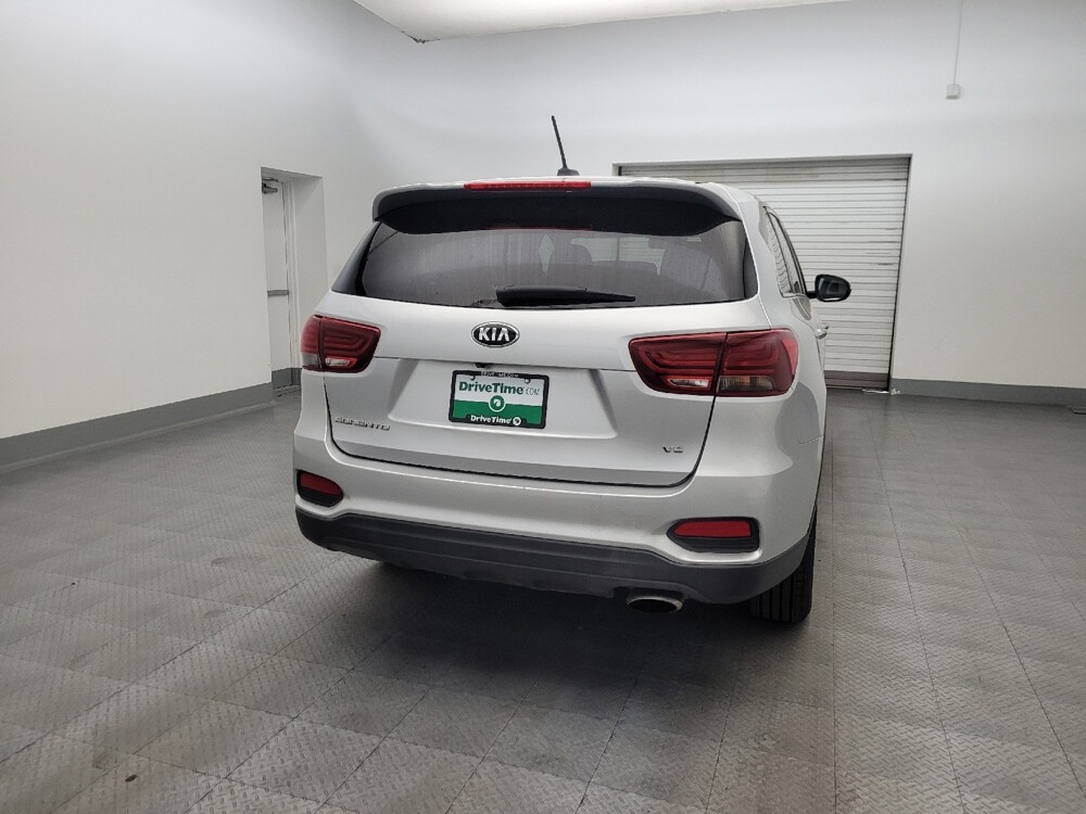 2020 Kia Sorento in Phoenix, AZ 85015 - 18142218 7