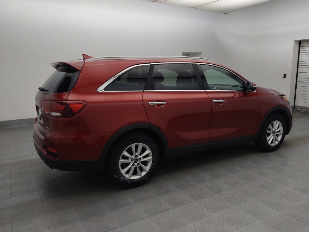 2019 Kia Sorento in Tucson, AZ 85705 - 18142219 10