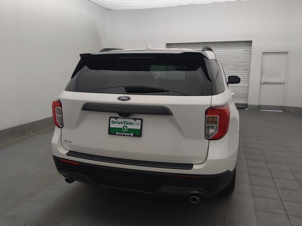 2021 Ford Explorer in Fort Myers, FL 33907 - 18142223 7