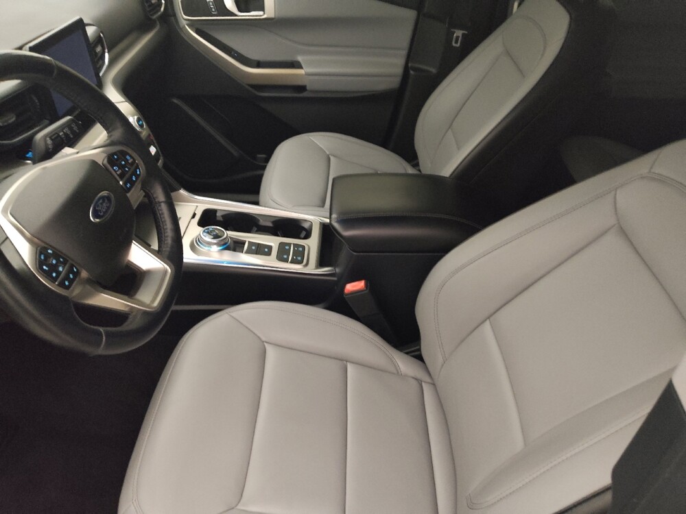 2021 Ford Explorer in Fort Myers, FL 33907 - 18142223 17
