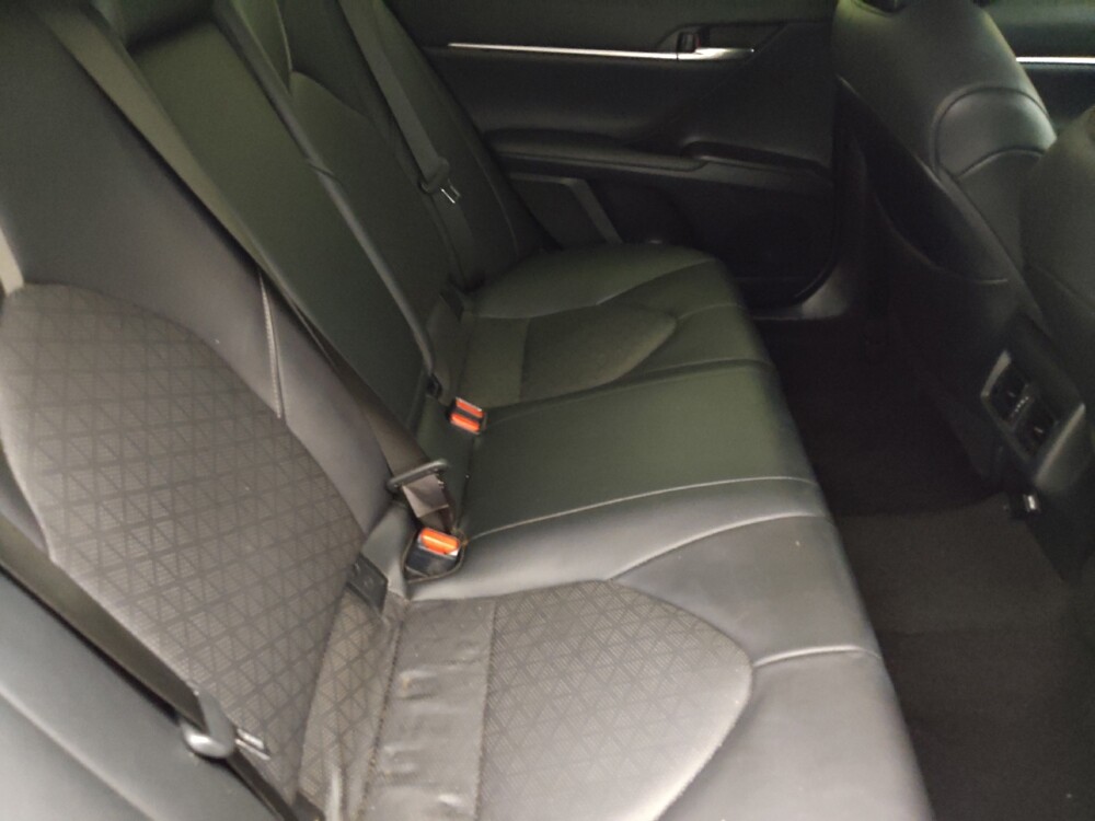 2021 Toyota Camry in Bradenton, FL 34207 - 18142224 19