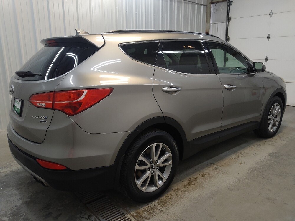 2014 Hyundai Santa Fe in Fairfield, OH 45014 - 18142235 10