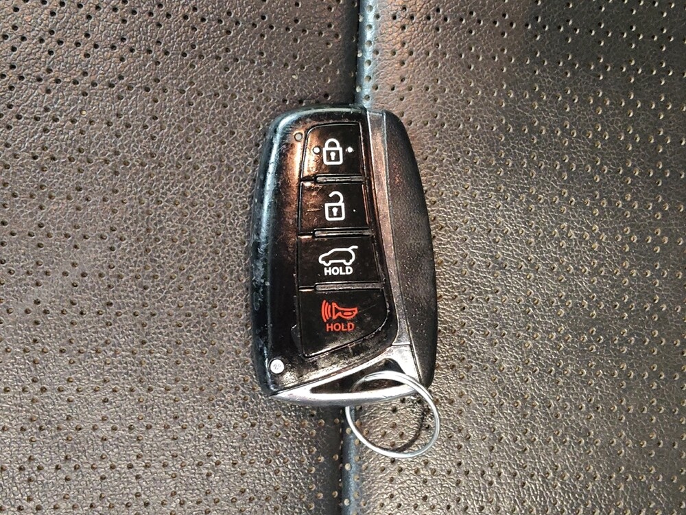 2014 Hyundai Santa Fe in Fairfield, OH 45014 - 18142235 32