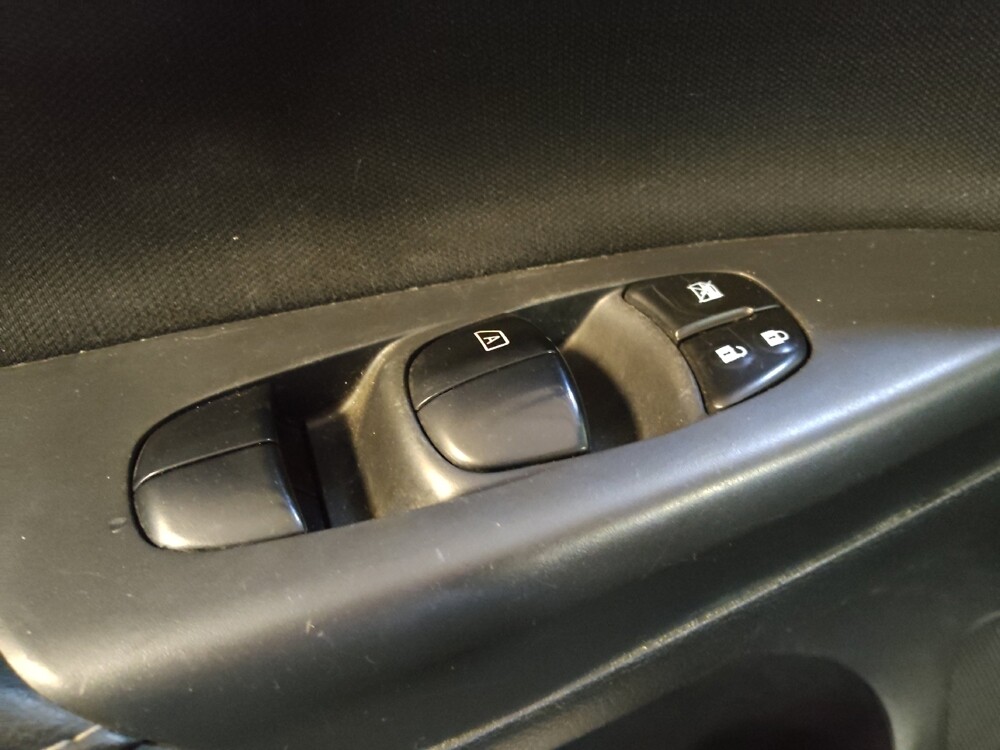2018 Nissan Sentra in Fayetteville, NC 28304 - 18142239 27