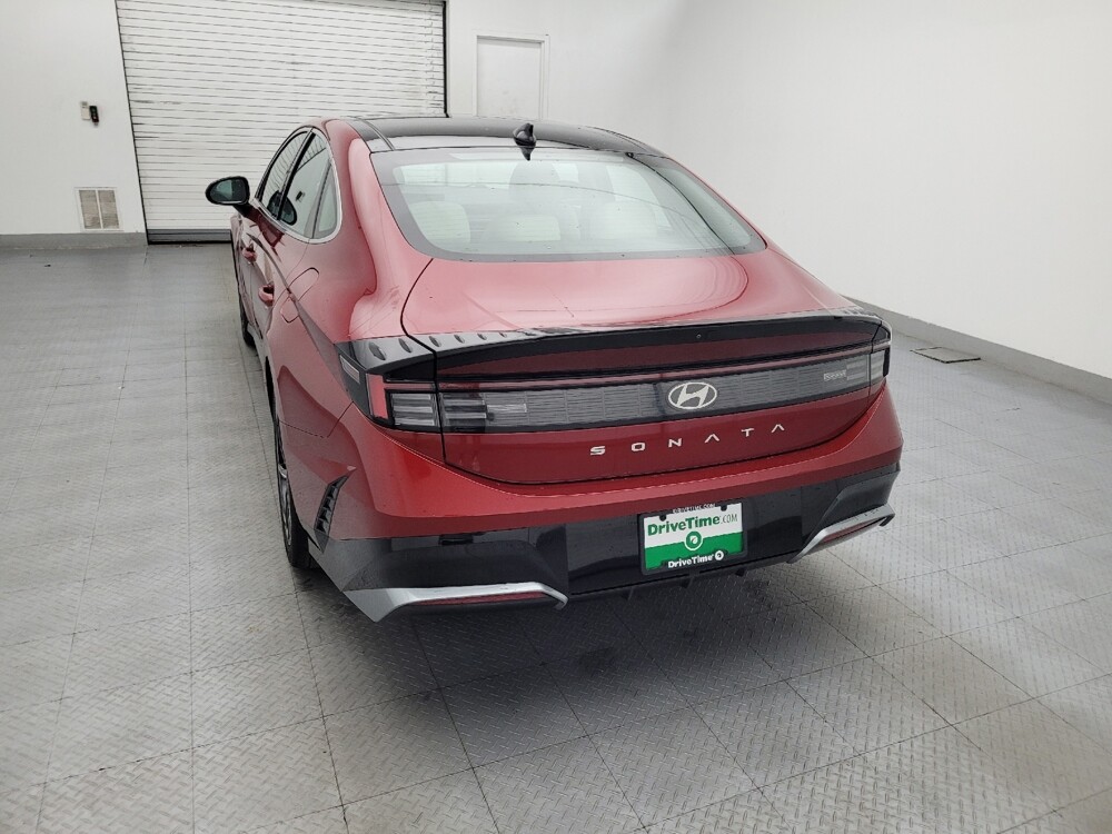 2024 Hyundai Sonata in Greenville, SC 29607 - 18142245 6