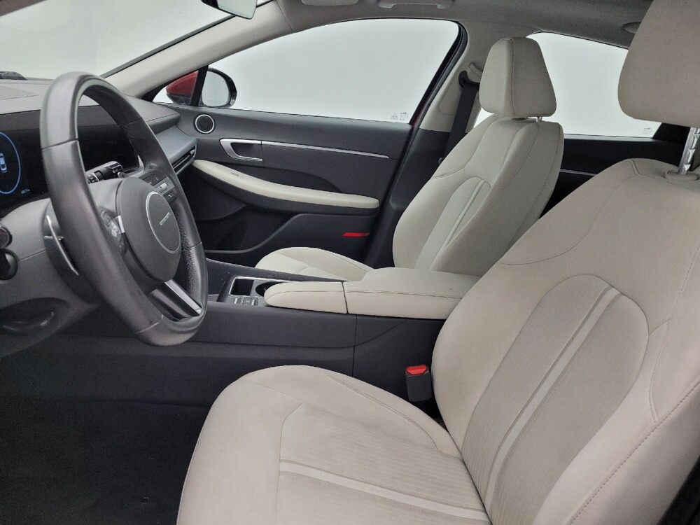 2024 Hyundai Sonata in Greenville, SC 29607 - 18142245 17