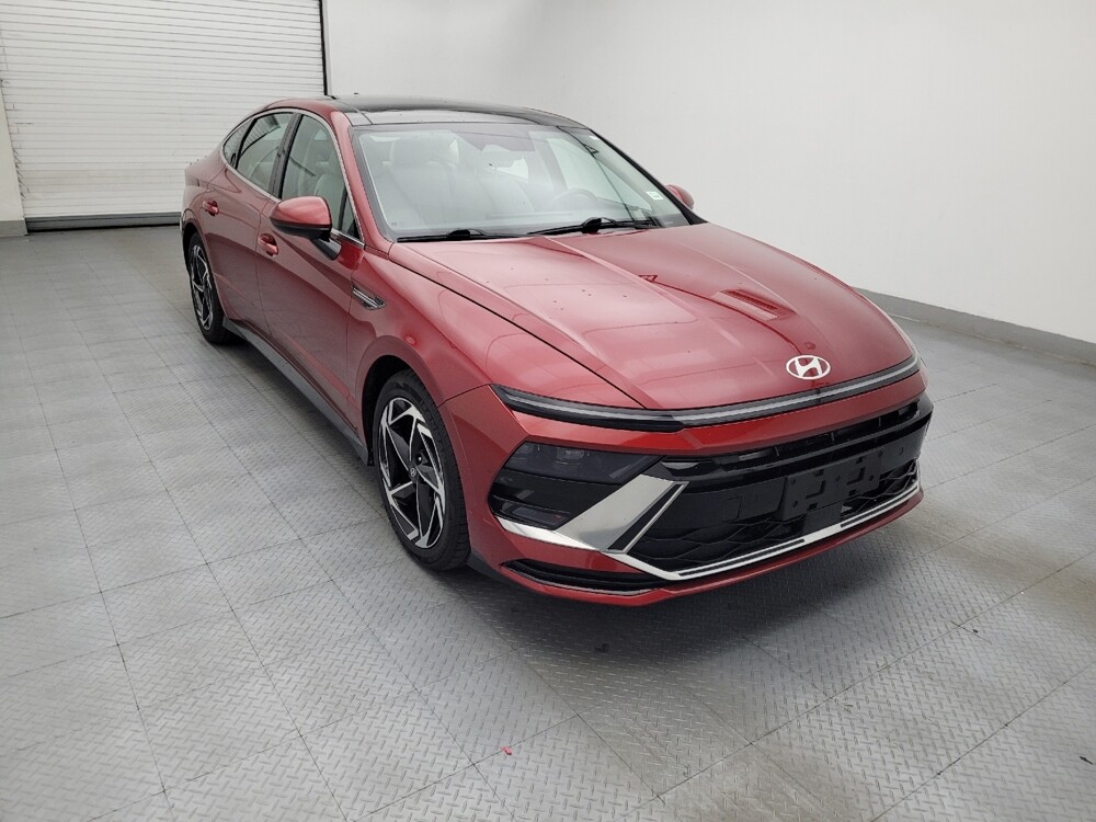 2024 Hyundai Sonata in Greenville, SC 29607 - 18142245 13