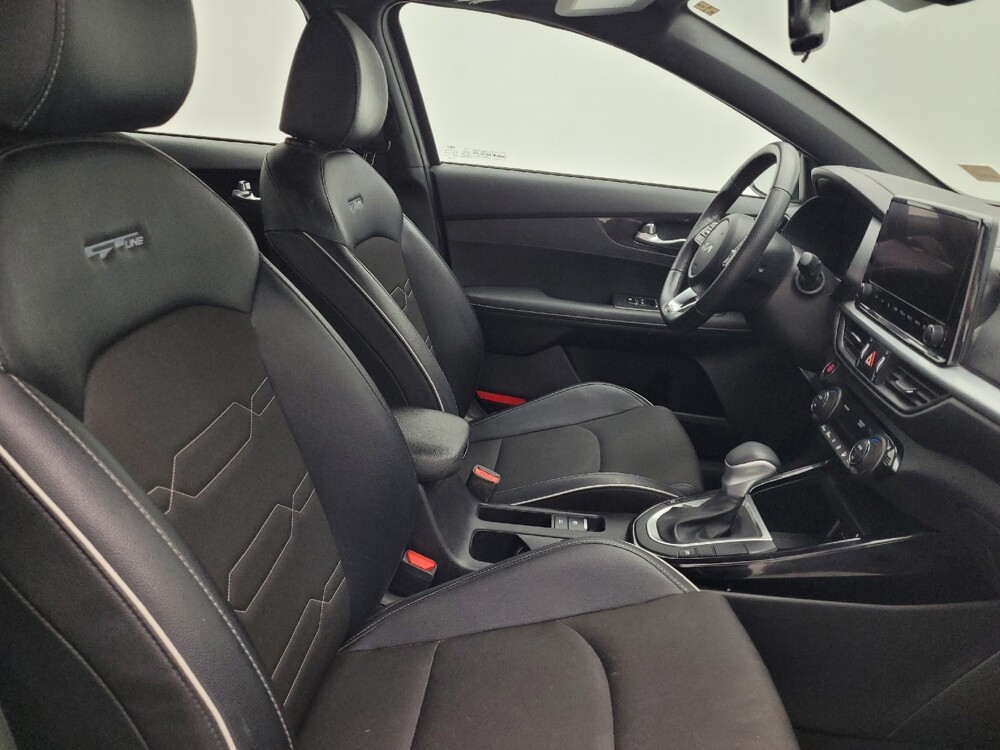 2023 Kia Forte in Charleston, SC 29414 - 18142247 21