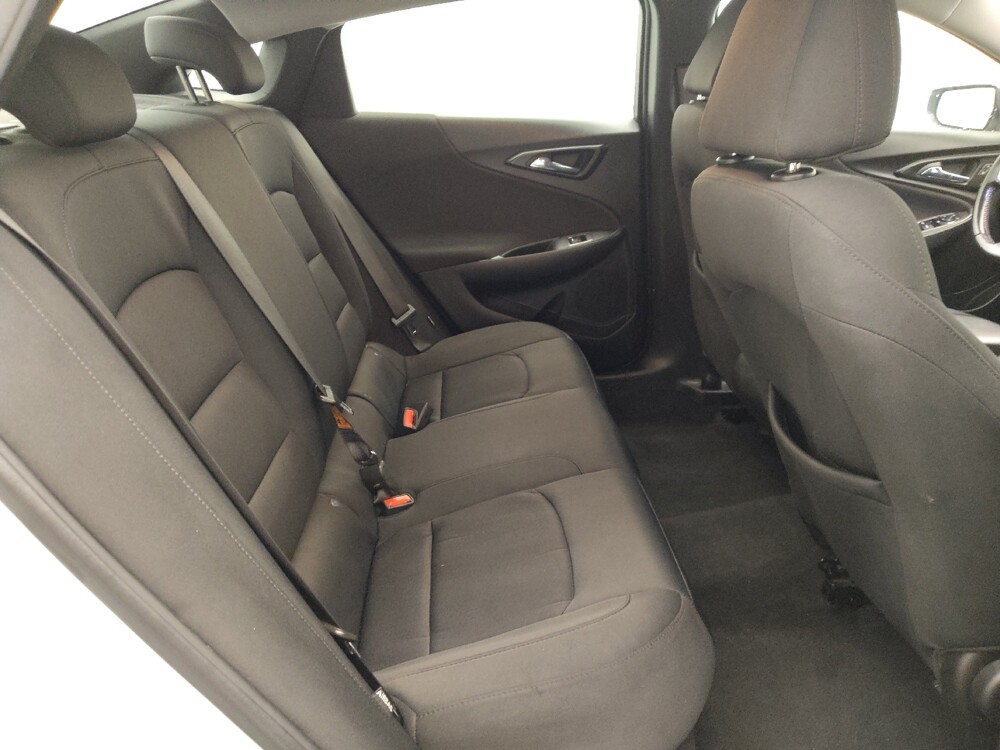 2021 Chevrolet Malibu in San Antonio, TX 78238 - 18142257 19