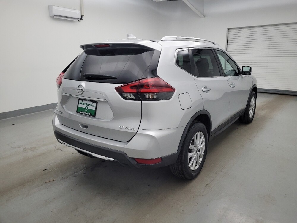 2018 Nissan Rogue in Fairfield, OH 45014 - 18142262 9