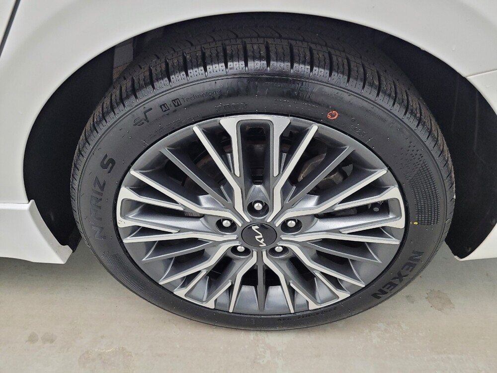 2023 Kia Forte in Fairfield, OH 45014 - 18142263 31