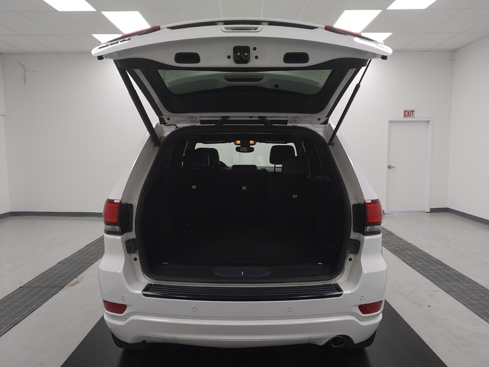 2017 Jeep Grand Cherokee in St. Louis, MO 63136 - 18142265 29