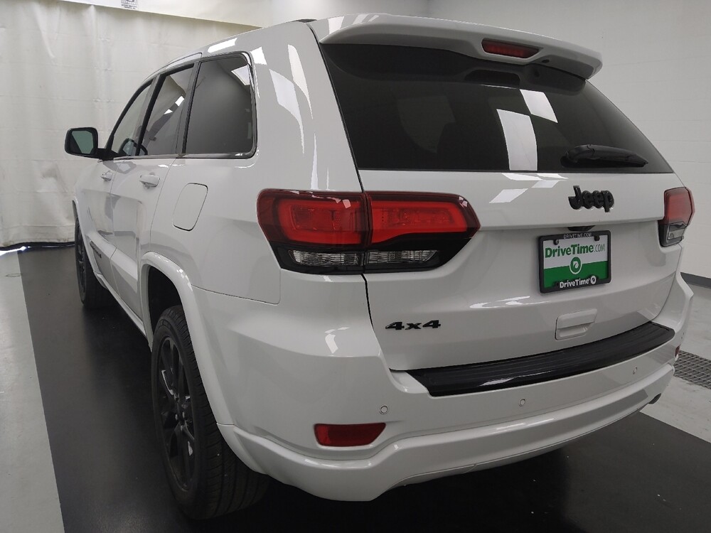 2017 Jeep Grand Cherokee in St. Louis, MO 63136 - 18142265 5