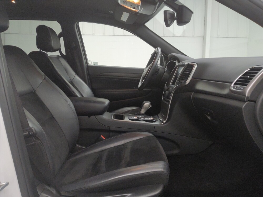 2017 Jeep Grand Cherokee in St. Louis, MO 63136 - 18142265 21