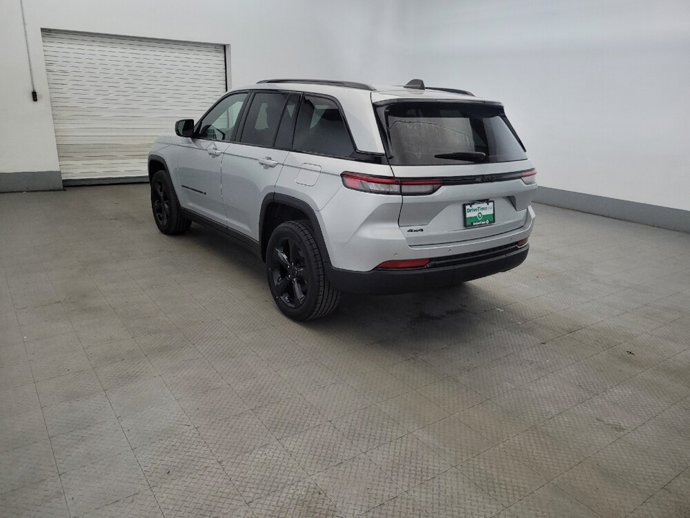 2023 Jeep Grand Cherokee in Williamstown, NJ 8094 - 18142272 5