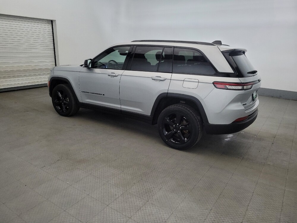 2023 Jeep Grand Cherokee in Williamstown, NJ 8094 - 18142272 3