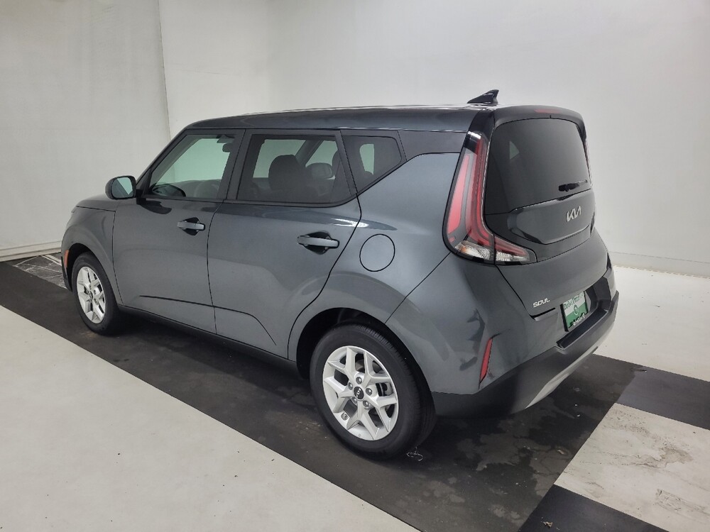 2025 Kia Soul in St. Louis, MO 63136 - 18142274 3