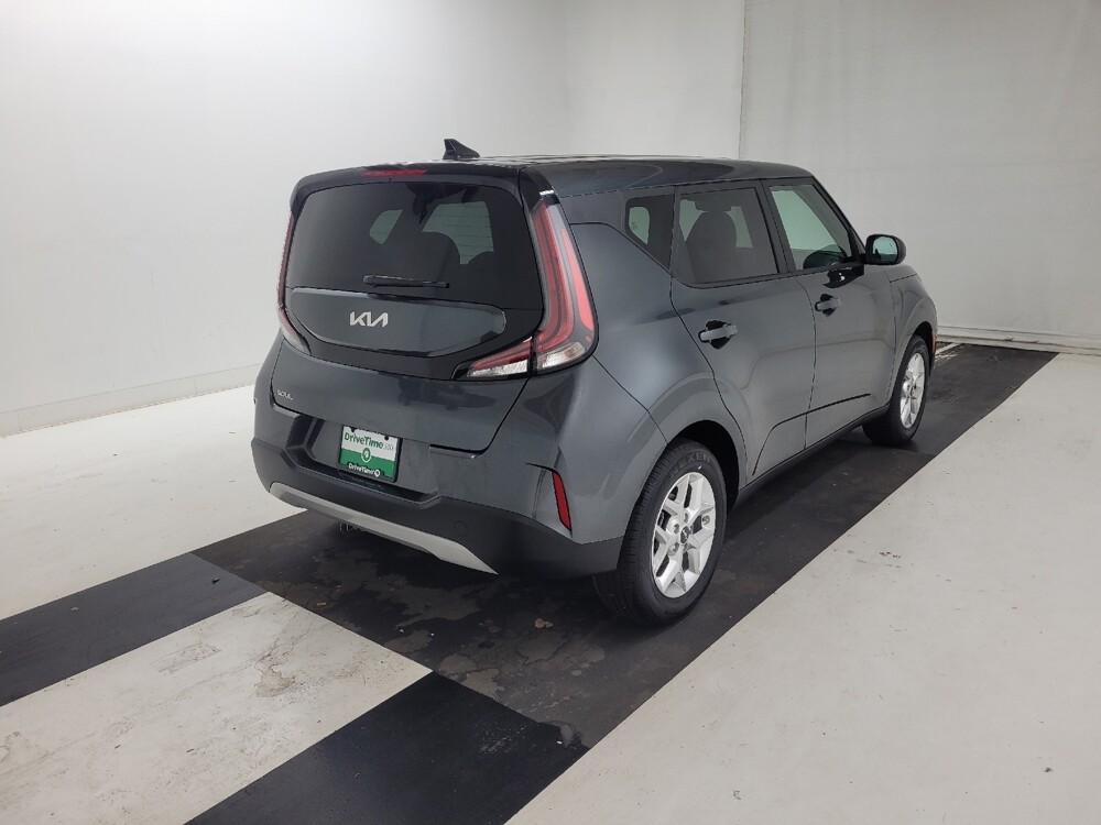 2025 Kia Soul in St. Louis, MO 63136 - 18142274 9