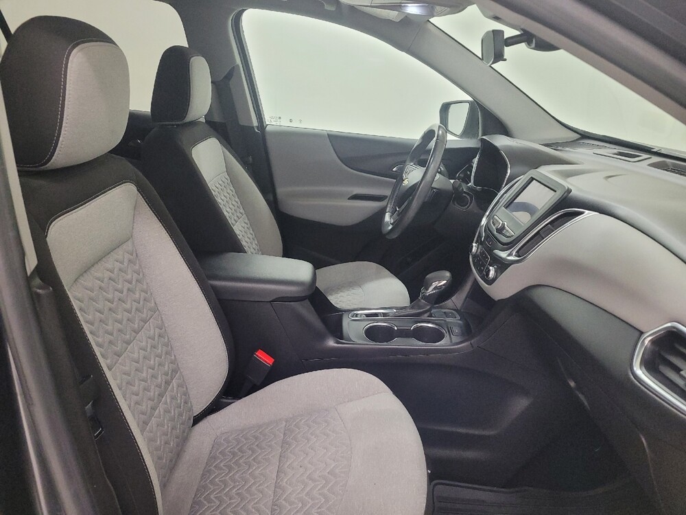 2022 Chevrolet Equinox in St. Louis, MO 63125 - 18142279 21