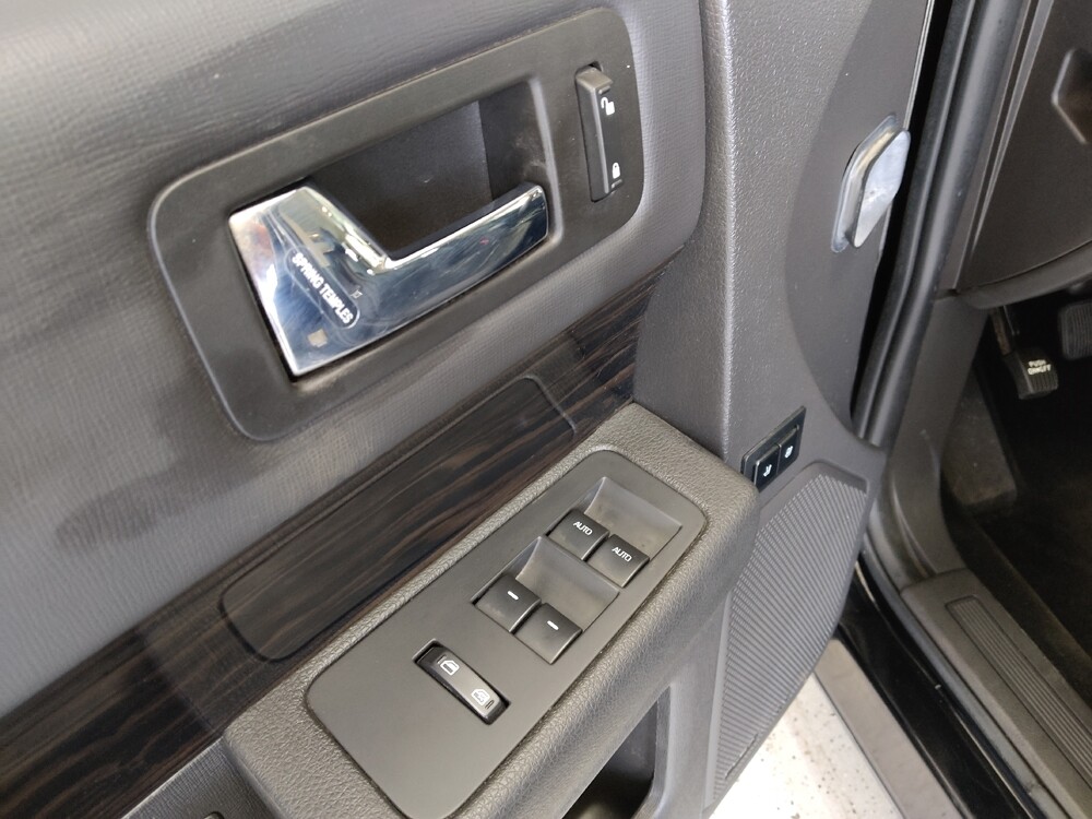 2016 Ford Flex in Midlothian, IL 60445 - 18142280 27