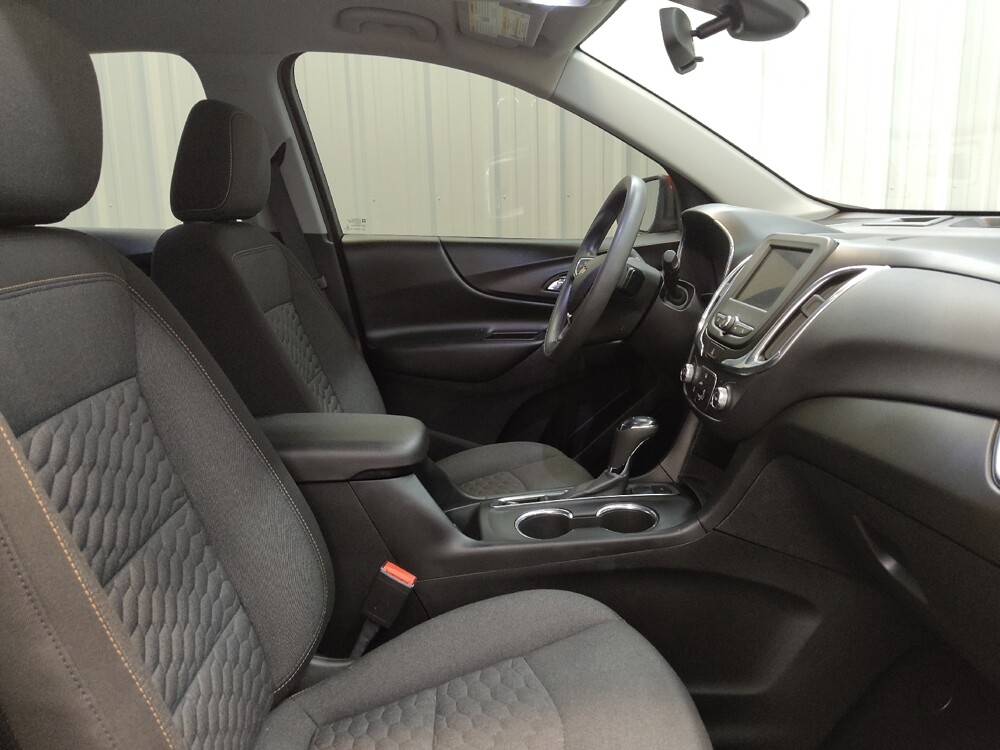 2020 Chevrolet Equinox in Fairfield, OH 45014 - 18142281 21