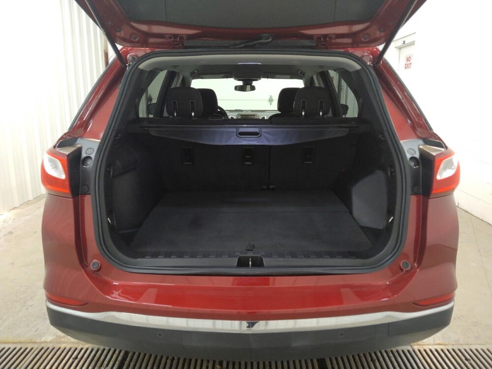 2020 Chevrolet Equinox in Fairfield, OH 45014 - 18142281 29