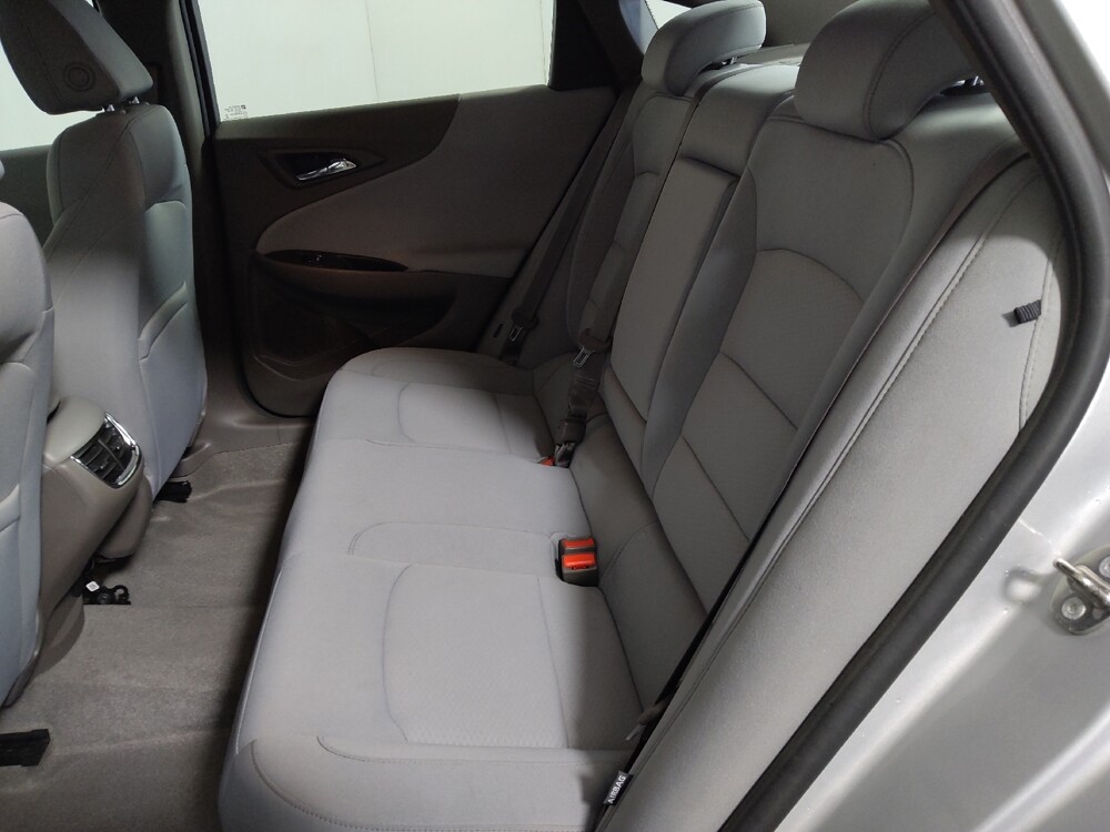 2018 Chevrolet Malibu in Midlothian, IL 60445 - 18142283 18