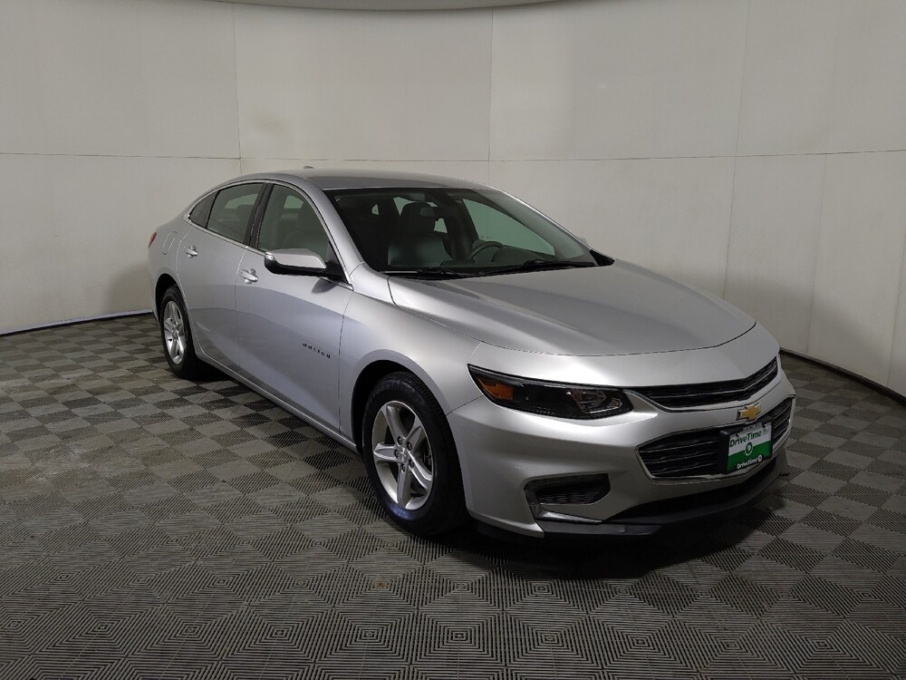 2018 Chevrolet Malibu in Midlothian, IL 60445 - 18142283 13
