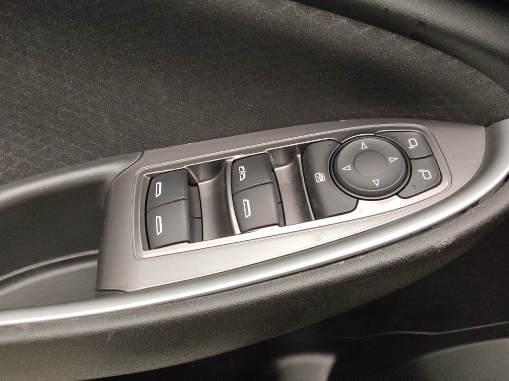 2025 Chevrolet Malibu in Lombard, IL 60148 - 18142284 27