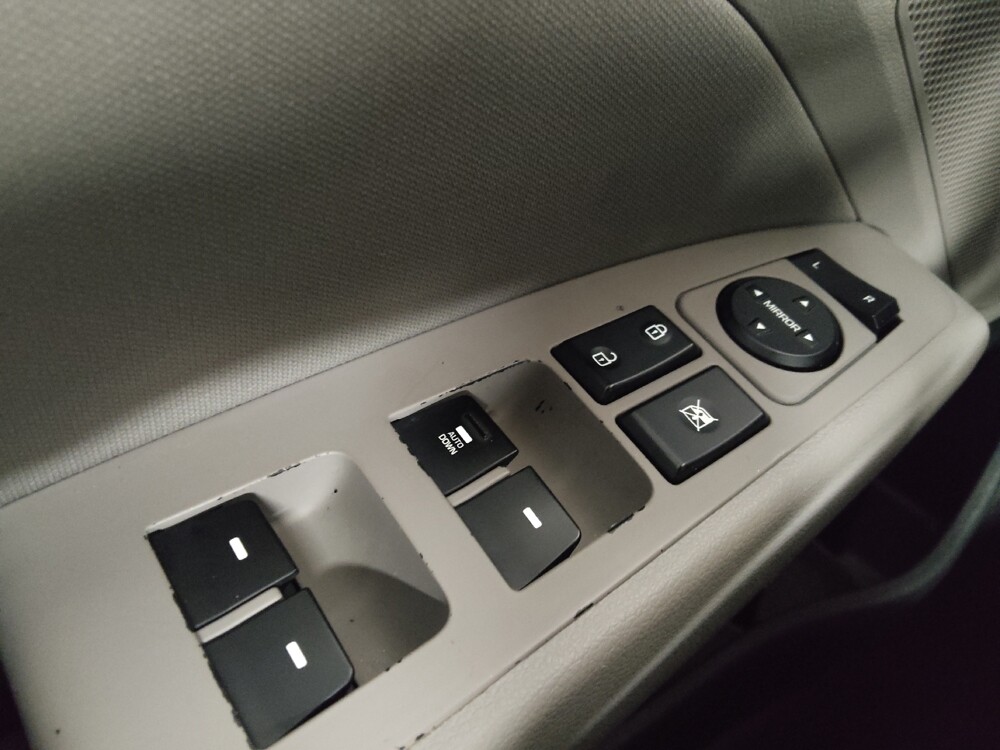 2020 Hyundai Elantra in Birmingham, AL 35215 - 18142290 27