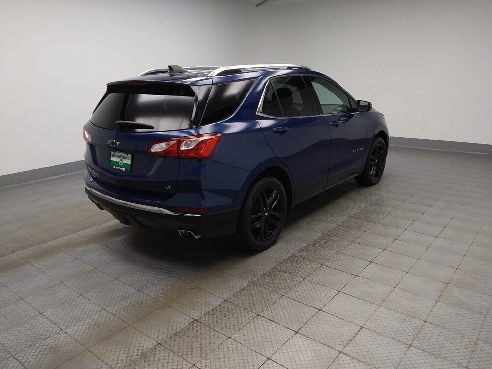 2020 Chevrolet Equinox in Indianapolis, IN 46222 - 18142291 10