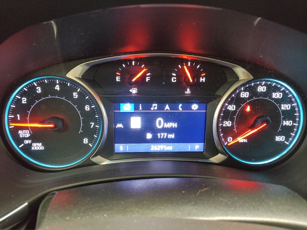 2020 Chevrolet Equinox in Indianapolis, IN 46222 - 18142291 23