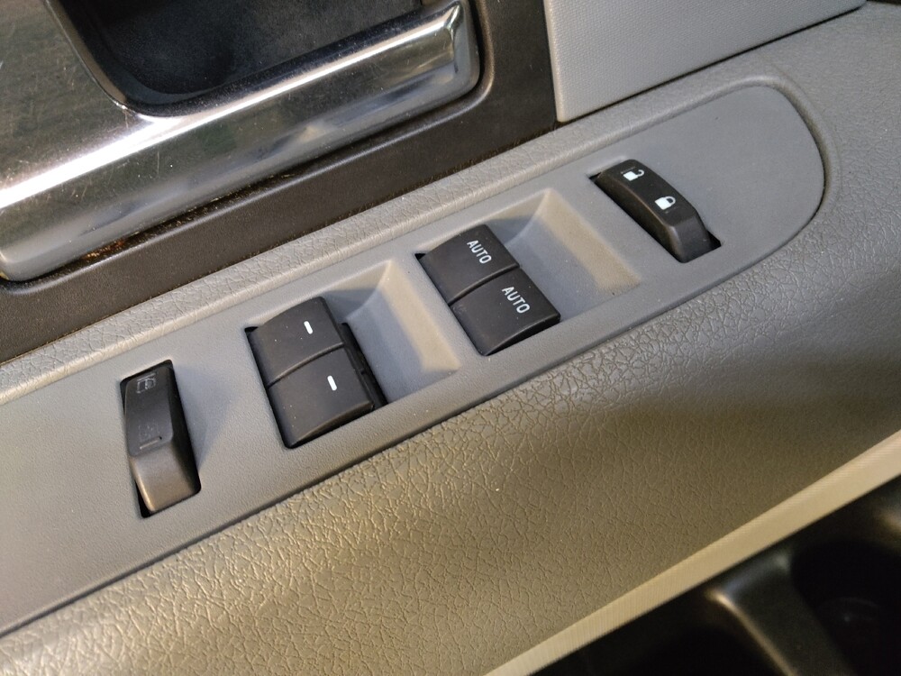 2013 Ford F150 in Fayetteville, NC 28304 - 18142294 27