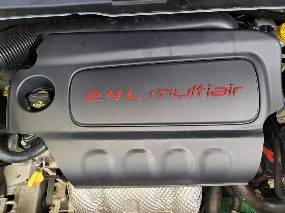 2020 Jeep Renegade in Fairfield, OH 45014 - 18142316 30