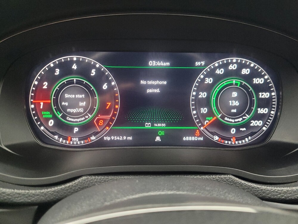 2018 Volkswagen Passat in Indianapolis, IN 46222 - 18142317 23