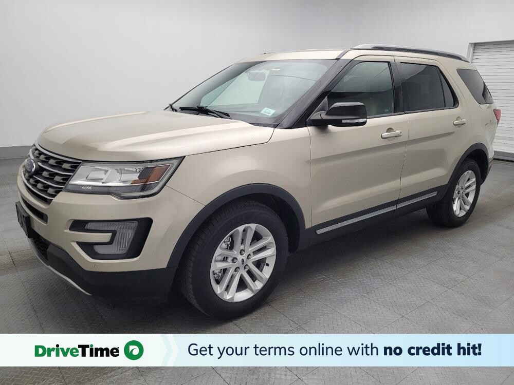 2017 Ford Explorer in Kissimmee, FL 34744 - 18142319